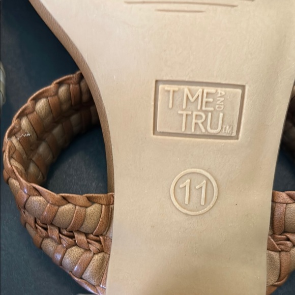 Time and Tru Women's Dual Strap Sandals - Tan and Cream - Picture 9 of 10